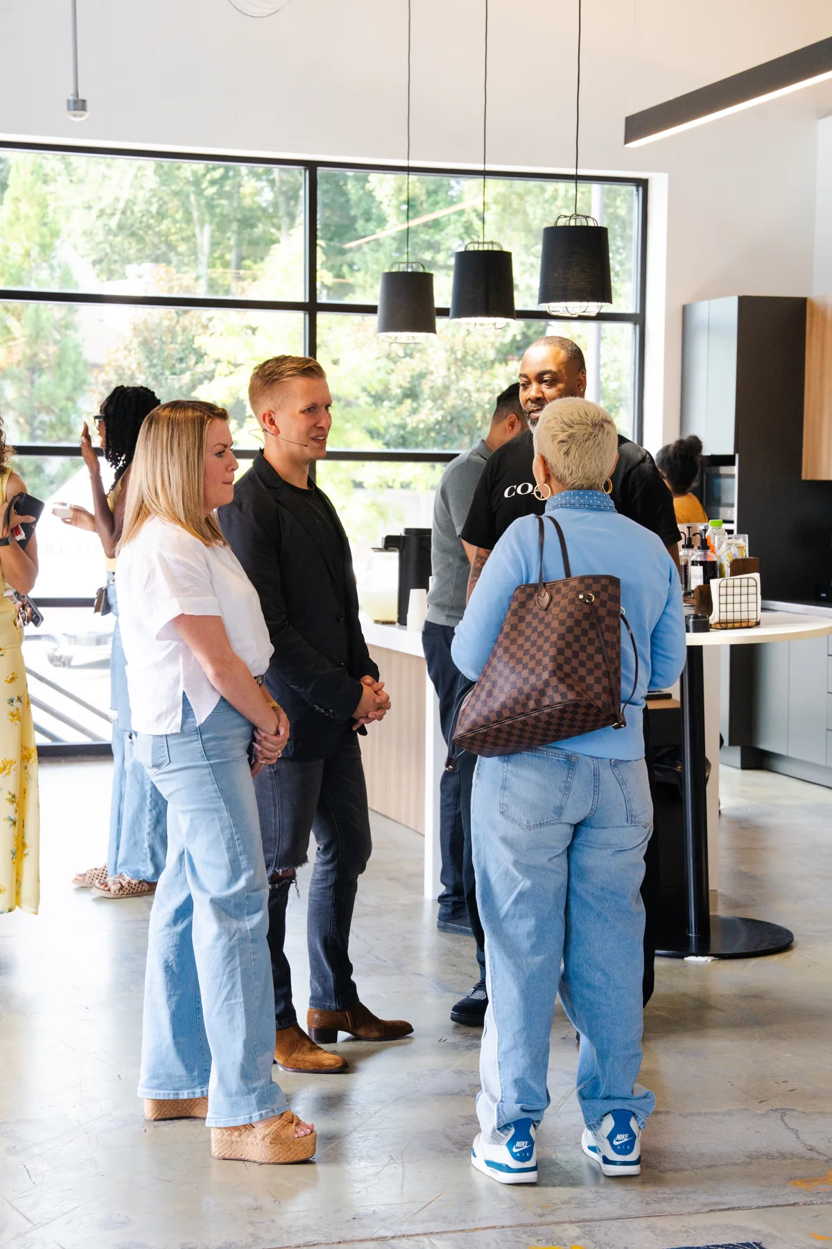 LIIV team members welcoming people